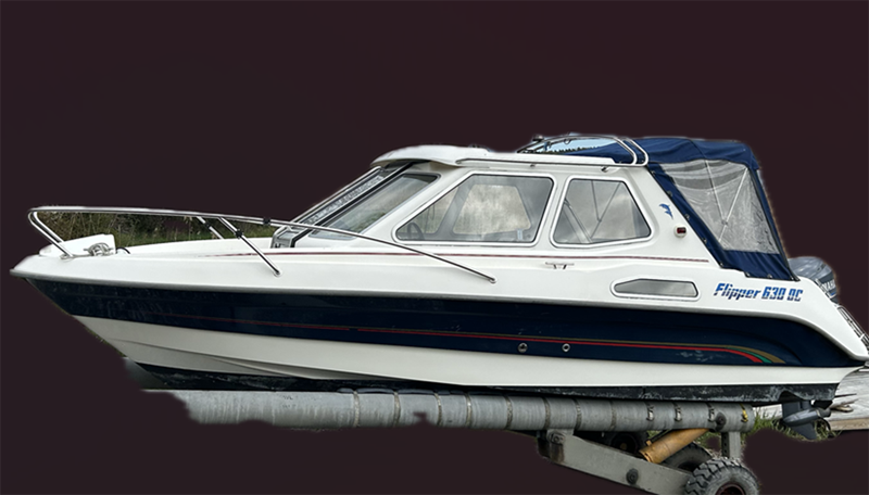 Flipper 630 OC med 115 Hk Yamaha stulen i Åkersberga.